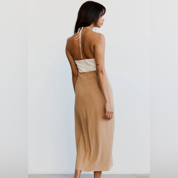 LETS SPLIT SLIP DRESS | OFF WHITE AND TAN | SIZE 6 / M - Picture 5 of 6